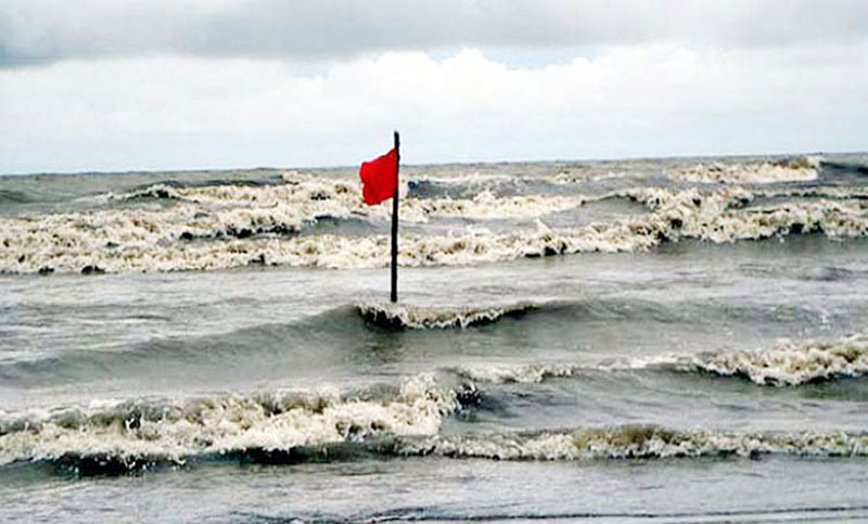 বন্দরে ৩ নম্বর সতর্কসংকেত