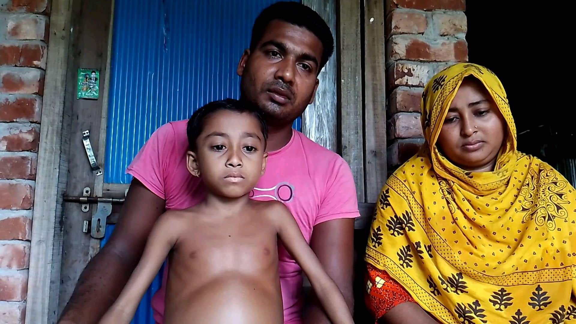 আমি মরে গেলে ভালো হতো… নীলা