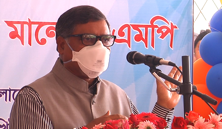 রোহিঙ্গাদের দুষলেন স্বাস্থ্যমন্ত্রী