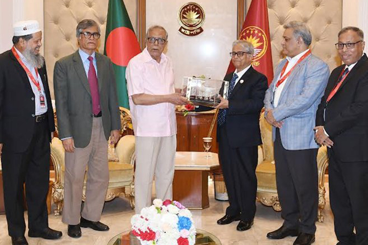 যুগোপযোগী উচ্চশিক্ষা এখন সময়ের দাবি : রাষ্ট্রপতি
