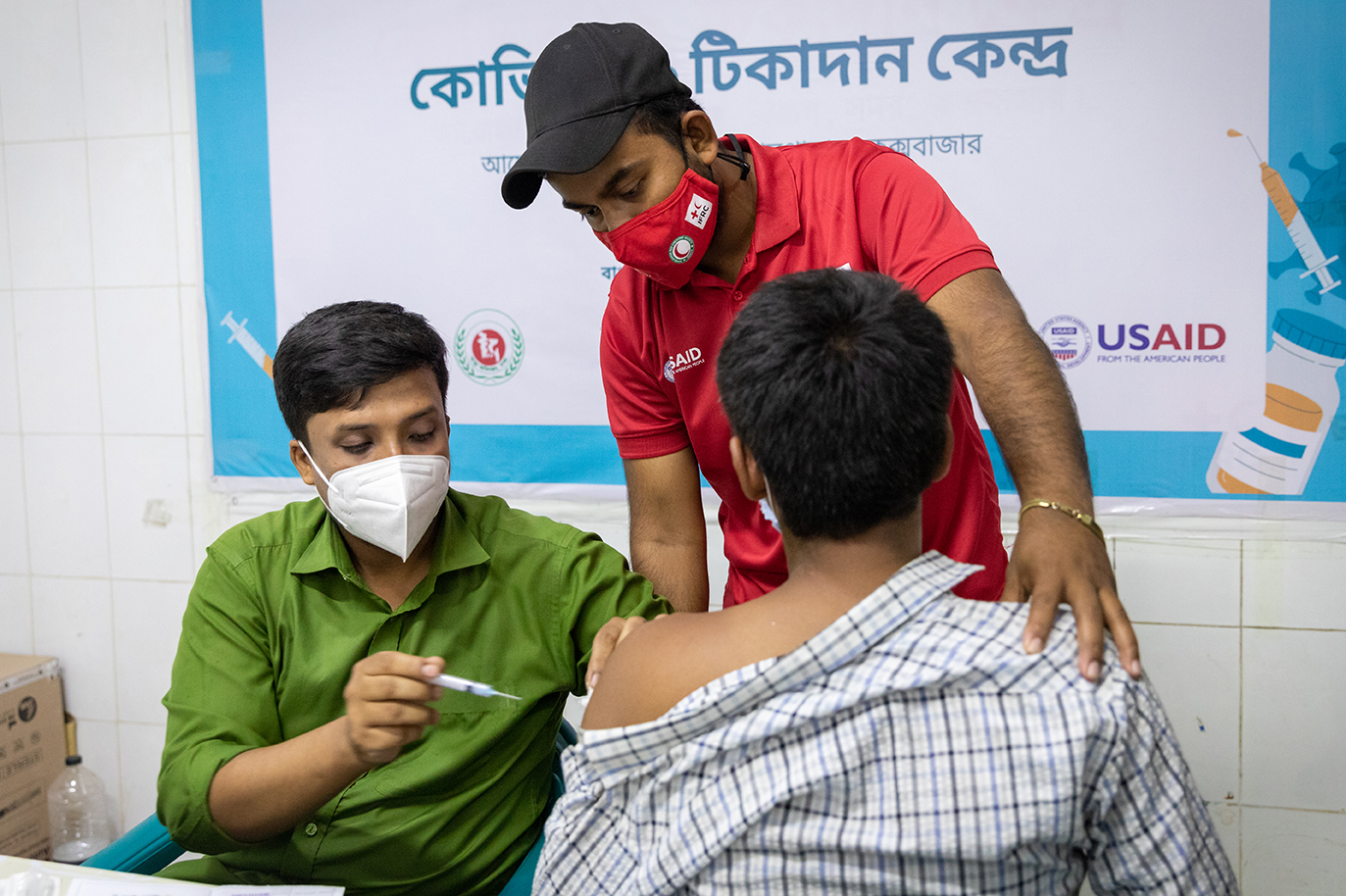 ফাইজারের টিকা বন্ধ হচ্ছে ২৮ ফেব্রুয়ারি