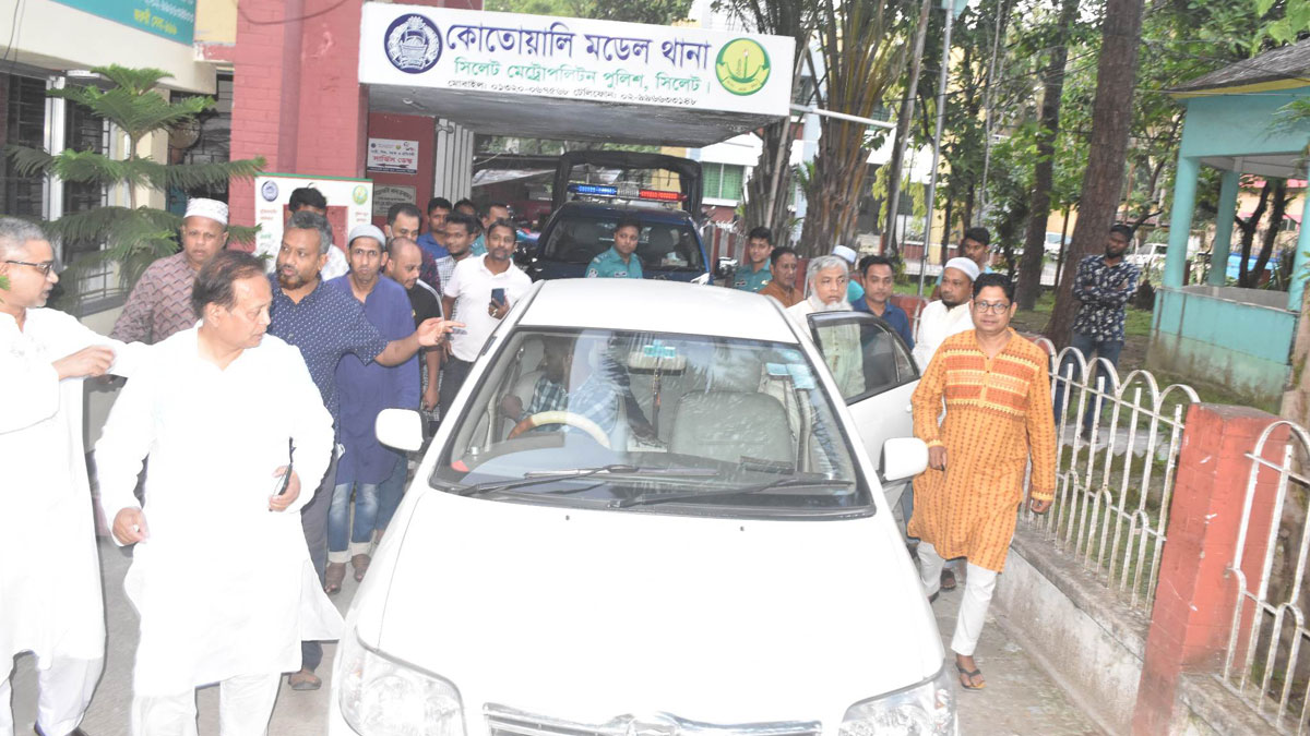 ছাড়া পেলেন বিএনপি চেয়ারপারসনের উপদেষ্টা মুক্তাদির