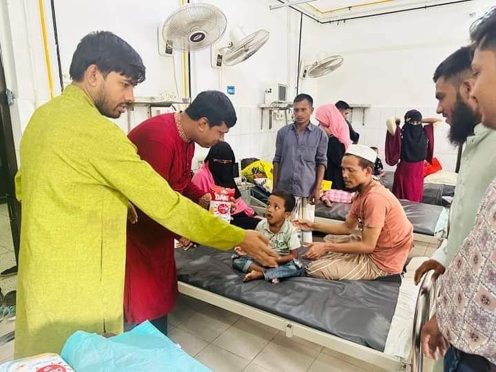 Disari Youth Foundation Bangladesh is working to bring smiles to the faces of helpless families