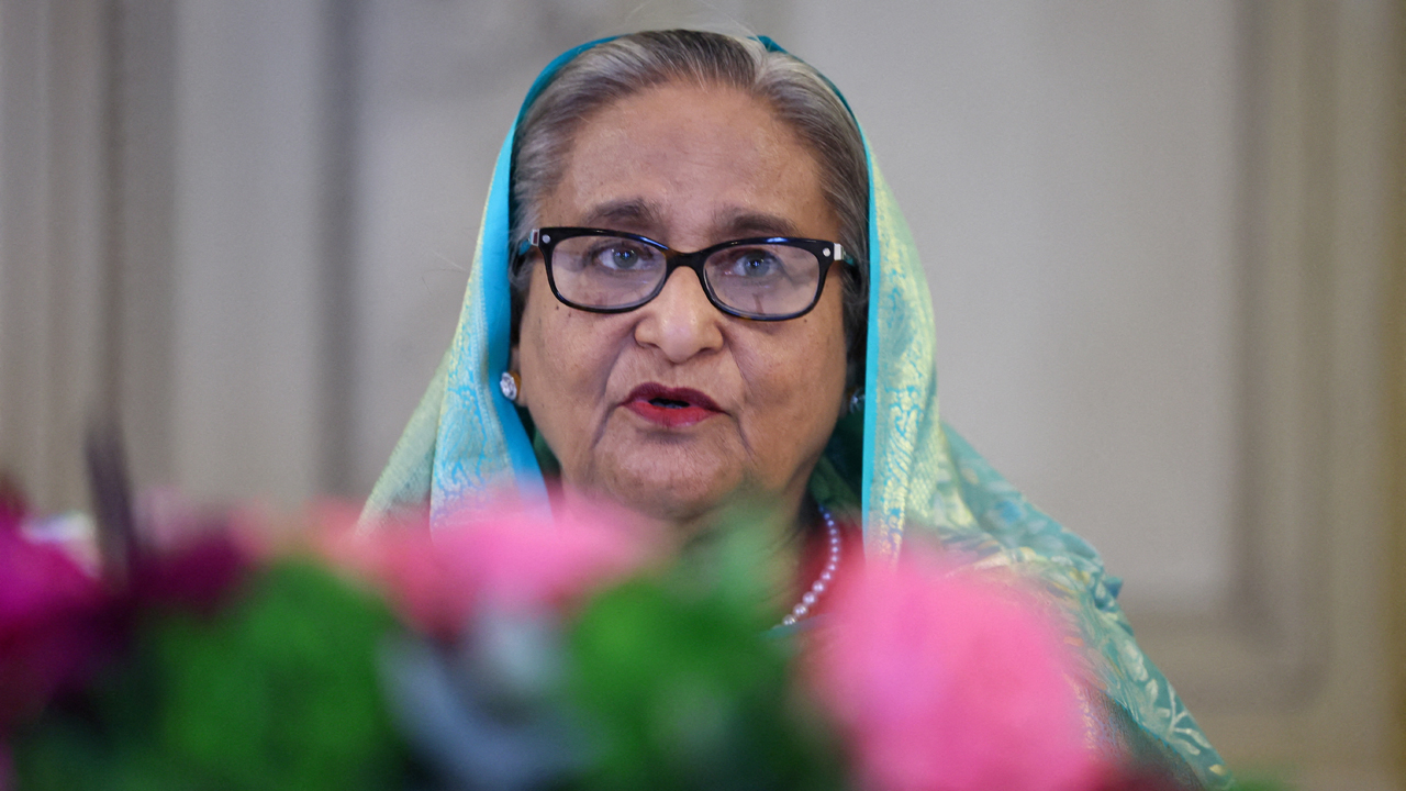 একের পর এক মামলার কাঠগড়ায় শেখ হাসিনা